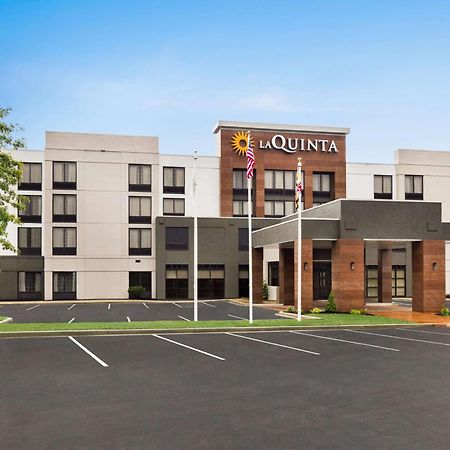 La Quinta By Wyndham Newark - Elkton Hotel Exterior photo
